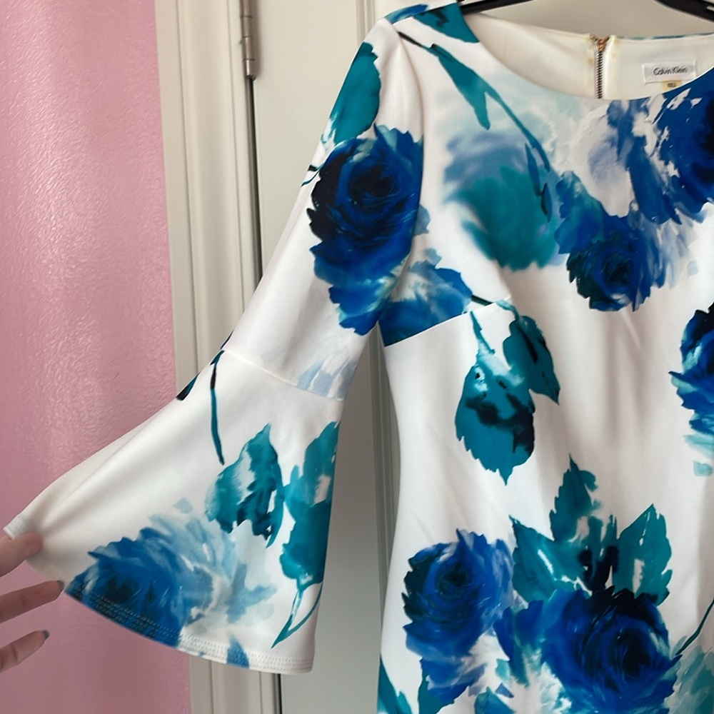 Calvin Klein Blue & White Floral Sheath Dress Size 8 - Picture 5 of 8